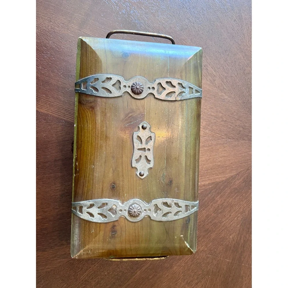 McGraw Box Co vintage mcgraw